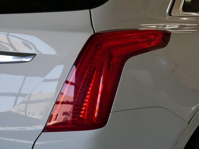 Thumbnail: 2017 Cadillac XT5 - 15