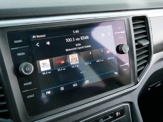 Thumbnail: 2019 Volkswagen Atlas - 10