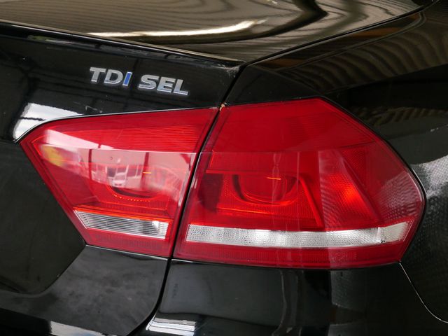 Thumbnail: 2015 Volkswagen Passat - 14