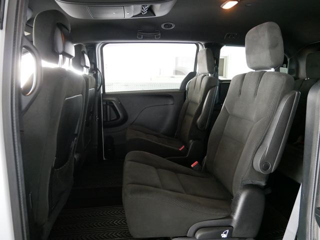 Thumbnail: 2015 Dodge Grand Caravan - 6