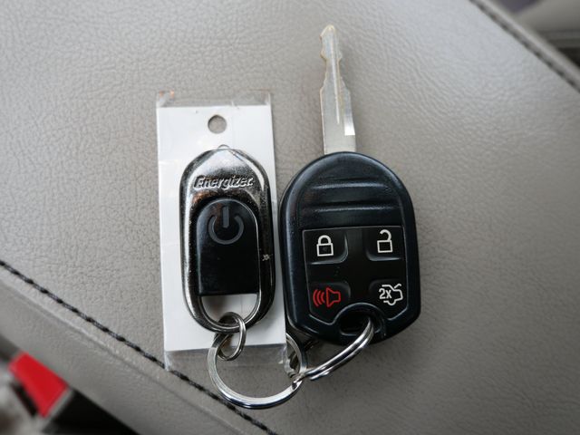 Thumbnail: 2012 Ford Edge - 15