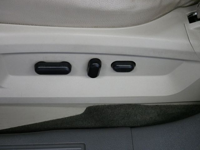 Thumbnail: 2012 Ford Edge - 20