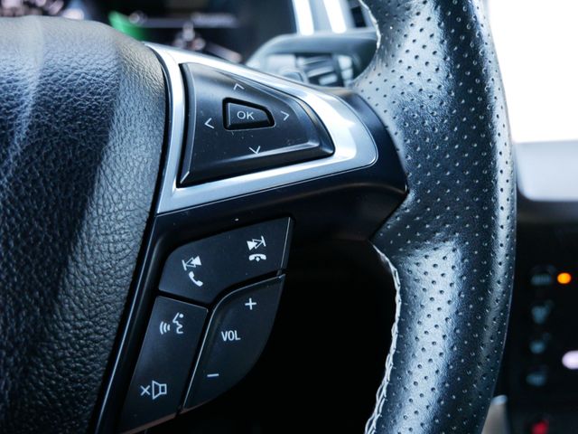 Thumbnail: 2020 Ford Edge - 24