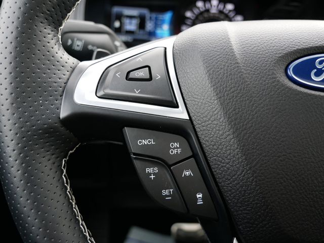 Thumbnail: 2022 Ford Edge - 25