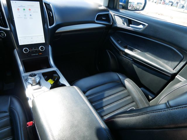 Thumbnail: 2023 Ford Edge - 8