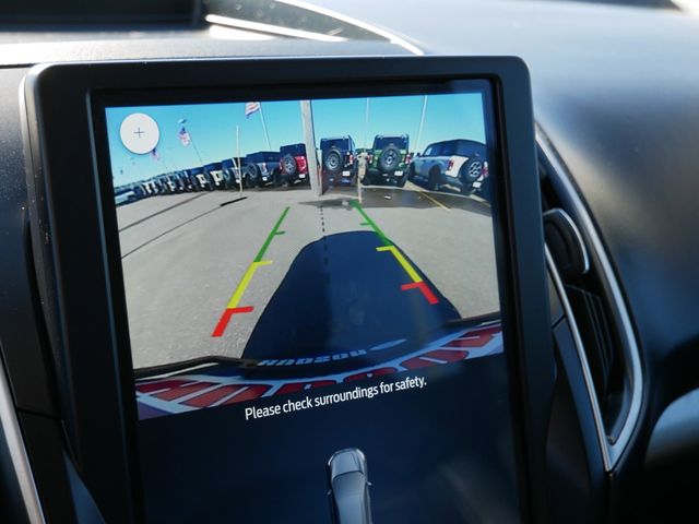 Thumbnail: 2023 Ford Edge - 28