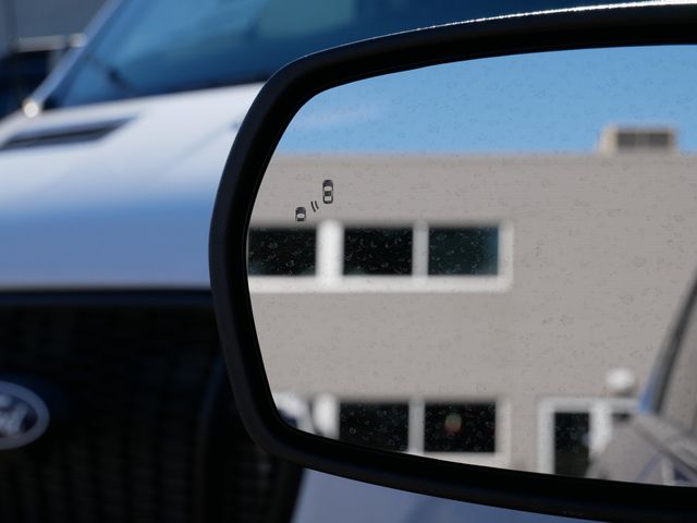Thumbnail: 2023 Ford Edge - 27