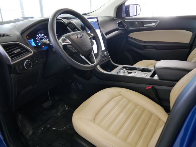 Thumbnail: 2023 Ford Edge - 2