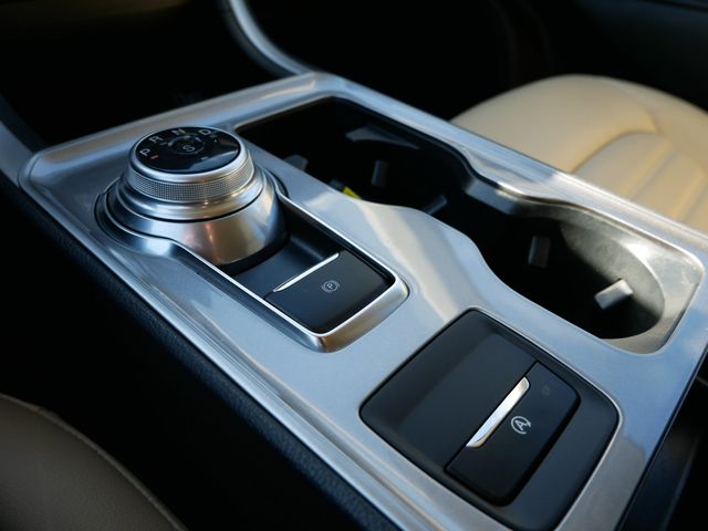 Thumbnail: 2023 Ford Edge - 11