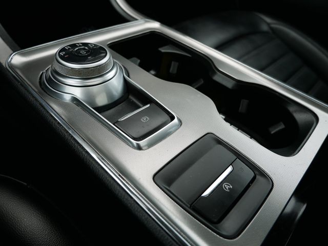 Thumbnail: 2022 Ford Edge - 10