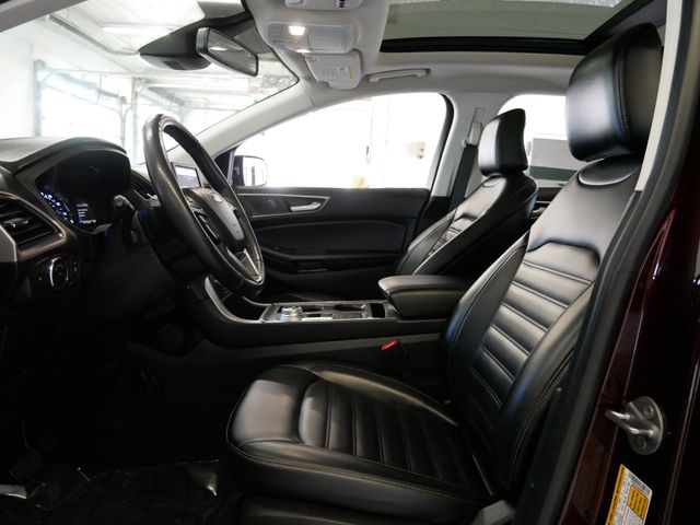 Thumbnail: 2022 Ford Edge - 7