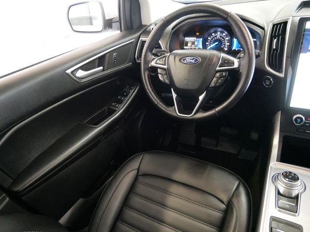 Thumbnail: 2023 Ford Edge - 2