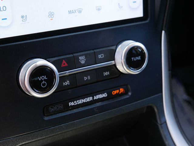 Thumbnail: 2022 Ford Edge - 19
