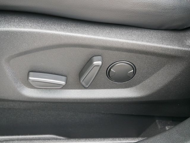 Thumbnail: 2024 Ford Edge - 23