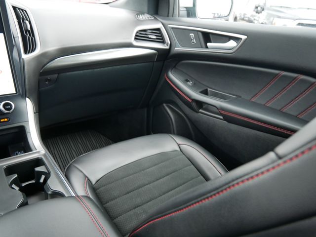 Thumbnail: 2024 Ford Edge - 15