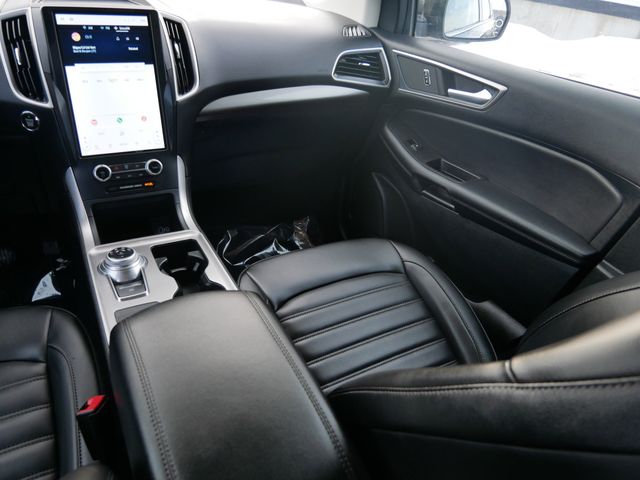 Thumbnail: 2024 Ford Edge - 10