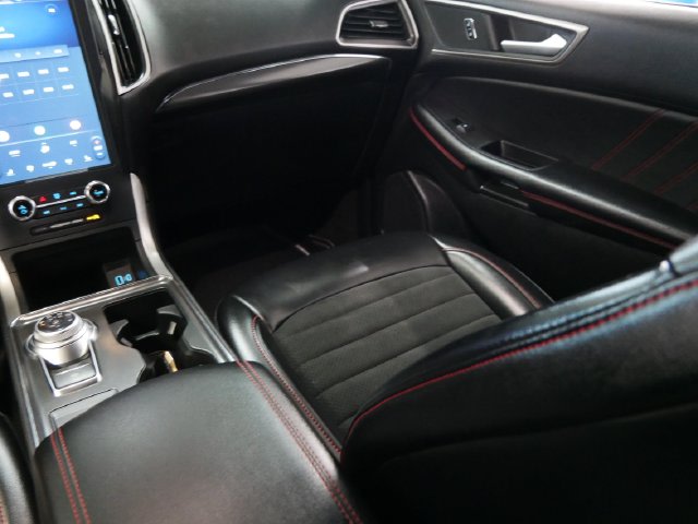 Thumbnail: 2024 Ford Edge - 15