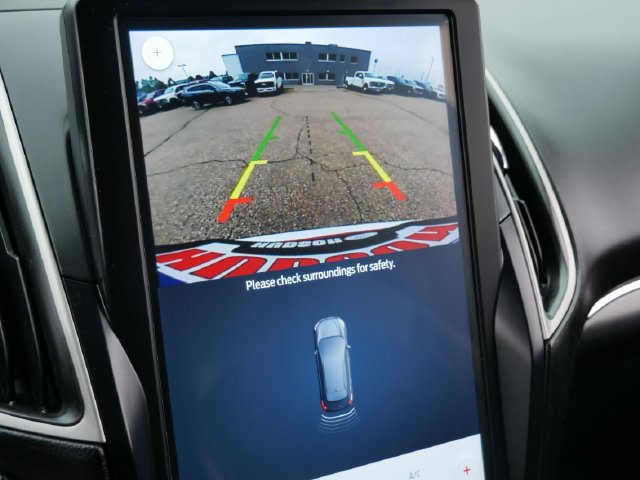 Thumbnail: 2024 Ford Edge - 26