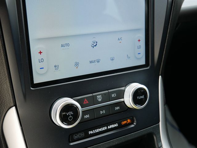 Thumbnail: 2024 Ford Edge - 16