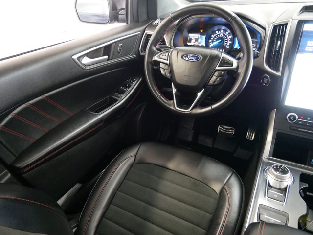 Thumbnail: 2023 Ford Edge - 2