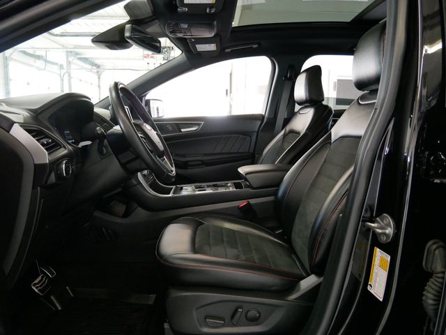 Thumbnail: 2023 Ford Edge - 8