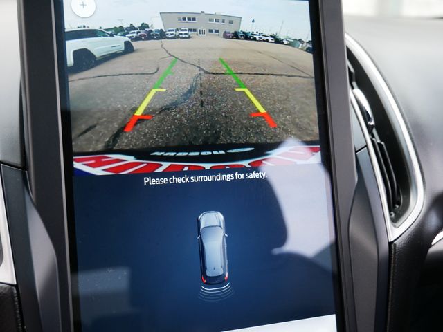 Thumbnail: 2023 Ford Edge - 29