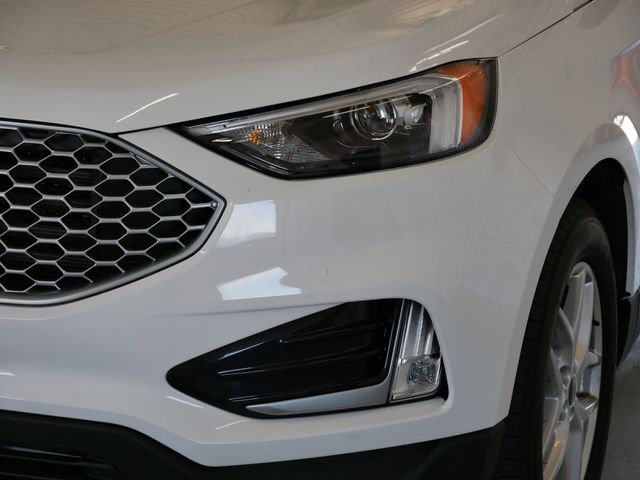 Thumbnail: 2024 Ford Edge - 14