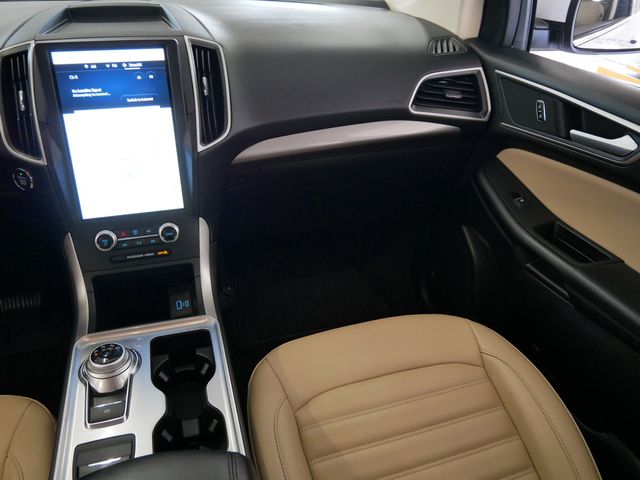 Thumbnail: 2024 Ford Edge - 9