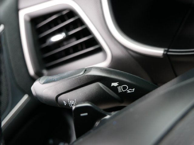 Thumbnail: 2020 Ford Edge - 23