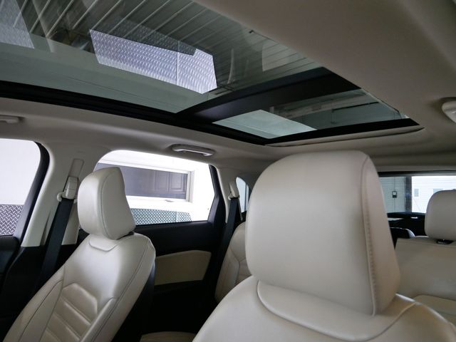 Thumbnail: 2023 Ford Edge - 18