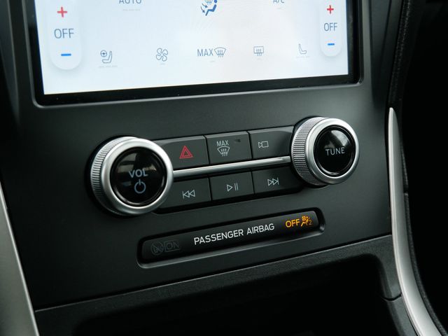 Thumbnail: 2024 Ford Edge - 16