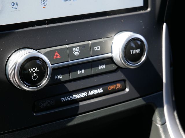 Thumbnail: 2024 Ford Edge - 19