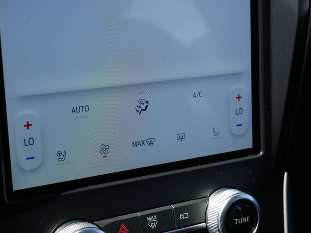 Thumbnail: 2024 Ford Edge - 18