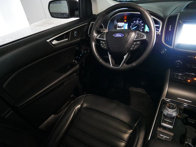 Thumbnail: 2020 Ford Edge - 6