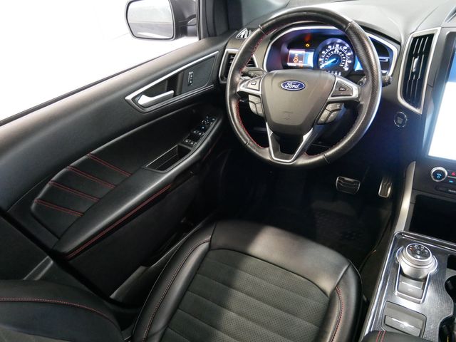 Thumbnail: 2021 Ford Edge - 2