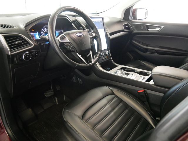 Thumbnail: 2023 Ford Edge - 2