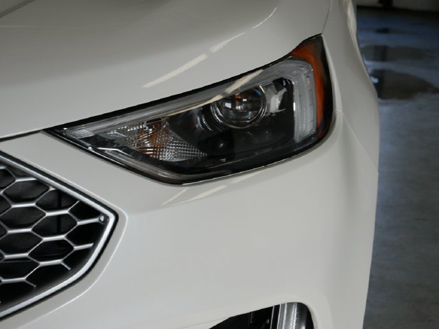 Thumbnail: 2023 Ford Edge - 14
