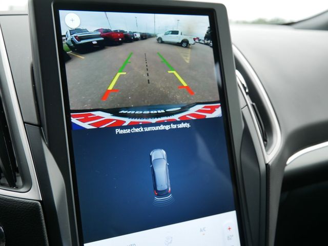 Thumbnail: 2024 Ford Edge - 27