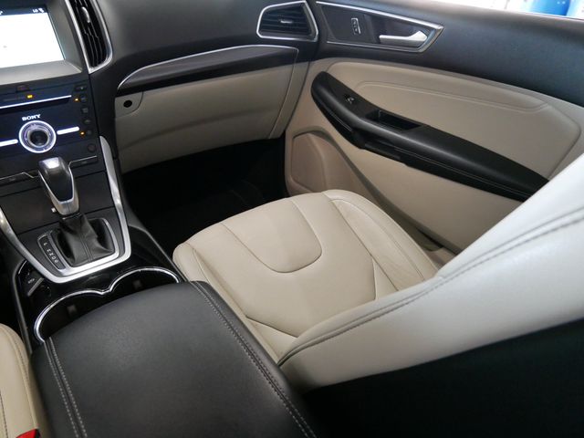 Thumbnail: 2018 Ford Edge - 17