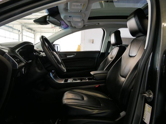 Thumbnail: 2020 Ford Edge - 7