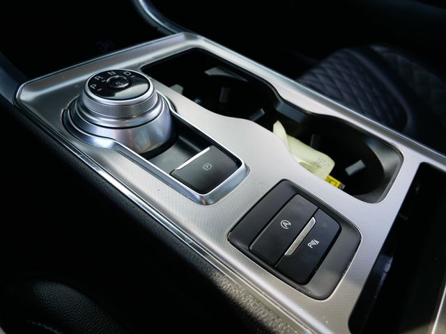 Thumbnail: 2023 Ford Edge - 12