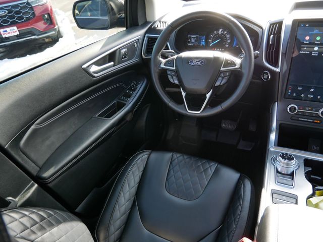 Thumbnail: 2023 Ford Edge - 2