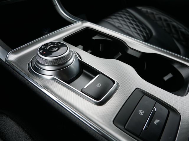Thumbnail: 2024 Ford Edge - 11