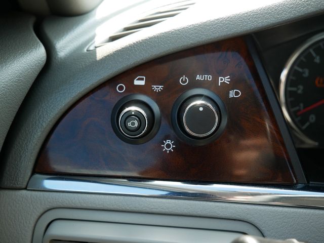 Thumbnail: 2009 Buick LaCrosse - 18