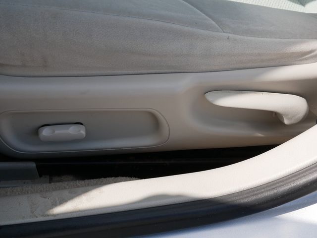 Thumbnail: 2009 Buick LaCrosse - 23