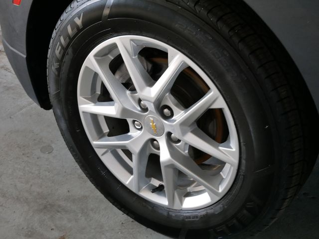 Thumbnail: 2022 Chevrolet Equinox - 5