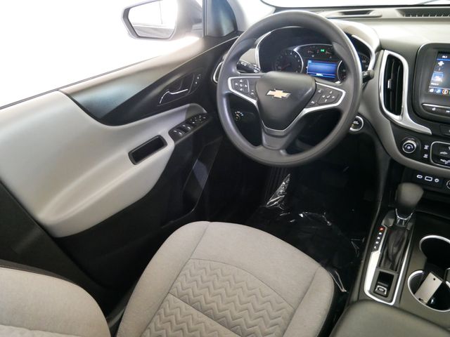 Thumbnail: 2022 Chevrolet Equinox - 2