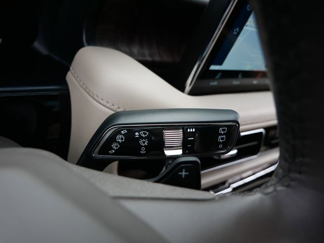 Thumbnail: 2023 Lincoln Nautilus - 26