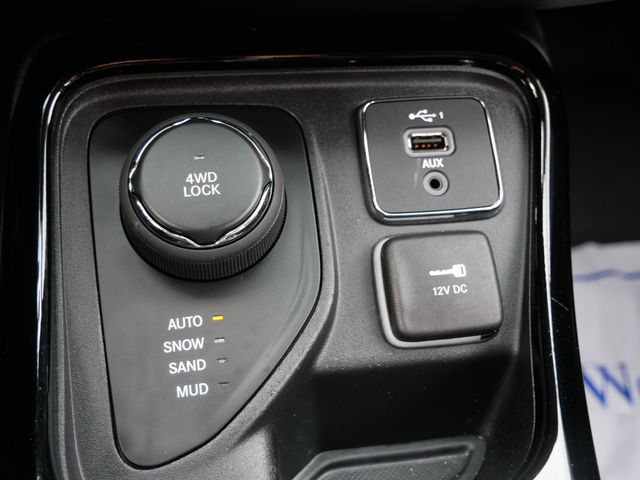 Thumbnail: 2021 Jeep Compass - 21