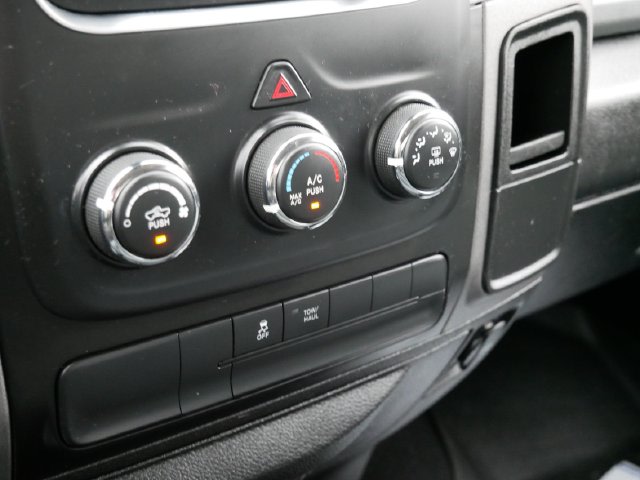 Thumbnail: 2019 RAM 1500 - 19